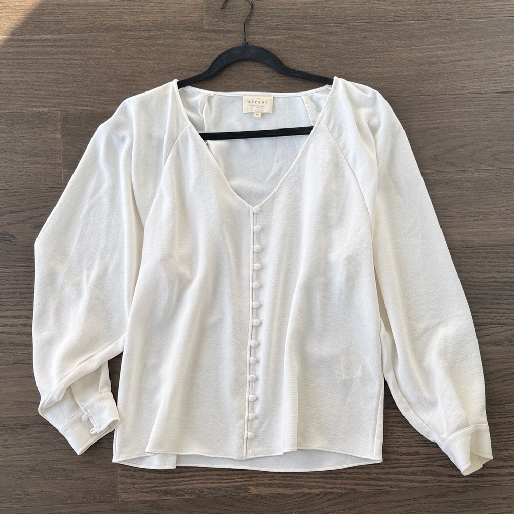 Sézane Cream V-Neck Blouse (Erica Shirt - ecru)